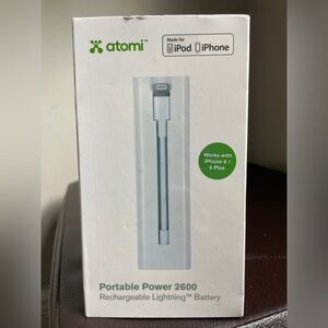Atomi Portable Power 2600 rechargeable Lightning Battery